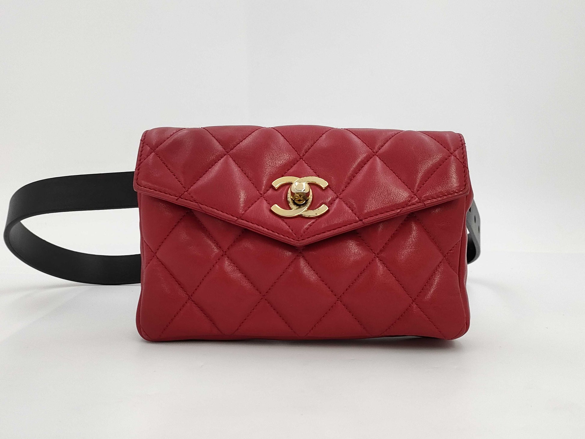 CHANEL CHANEL Matelasse Lambskin Waist Bag Bag