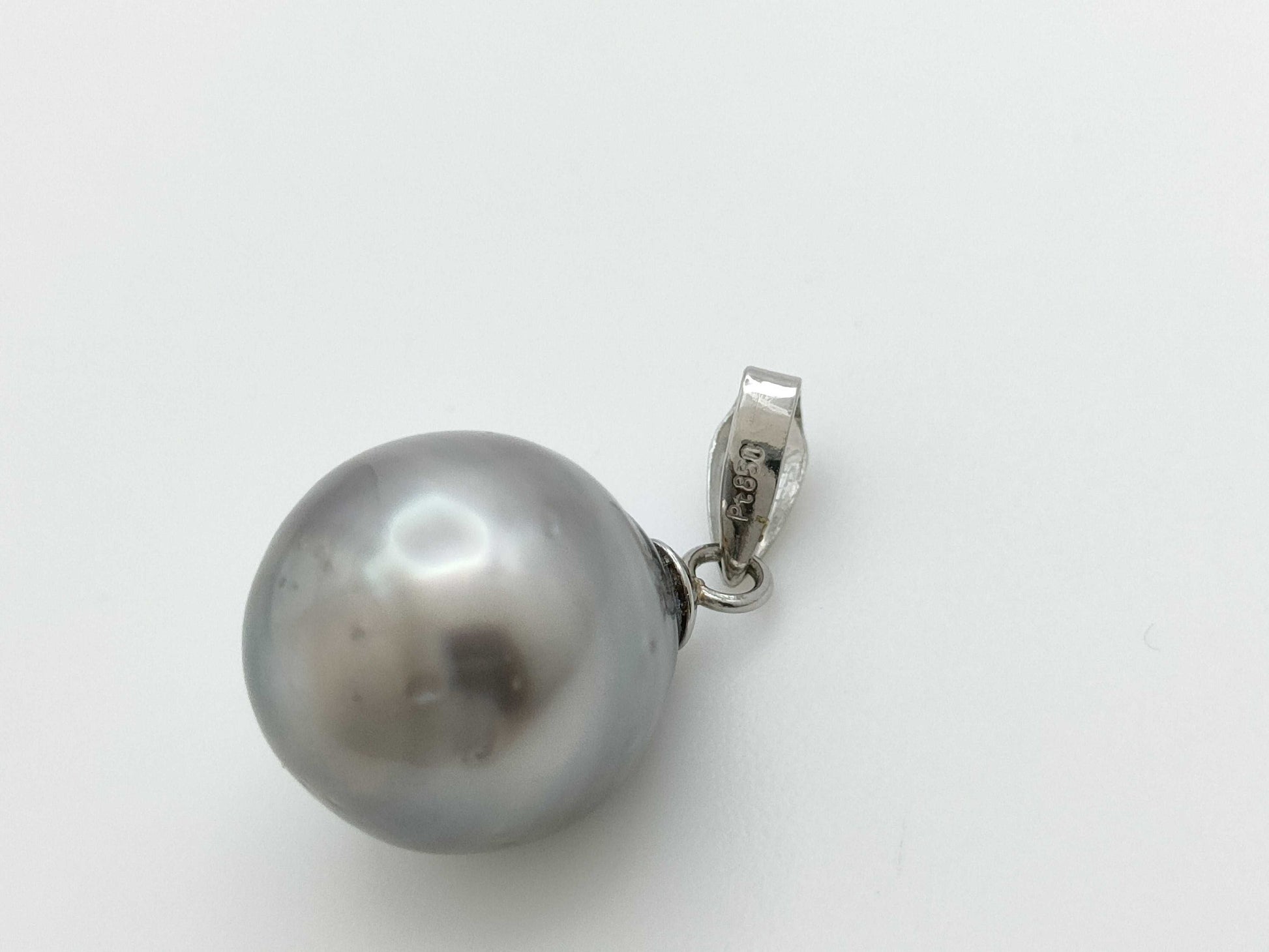 Black South Sea Pearl Pendant Top, Approx. 10.5mm Diameter, PT850, 1.8g 