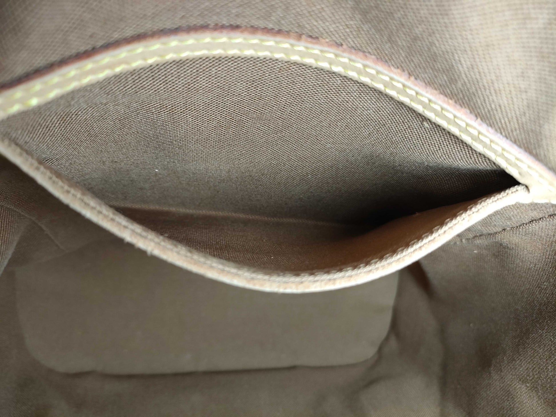 LOUIS VUITTON M51136 Monogram LOUIS VUITTON Montsouris MM M51136 Backpack