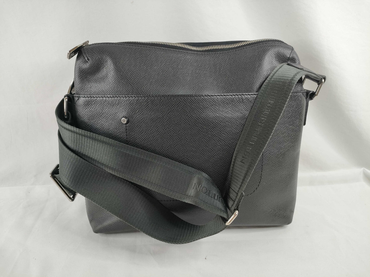 LOUIS VUITTON Taiga M30238 LOUIS VUITTON Taiga Grigori Messenger PM M30238 Shoulder Bag