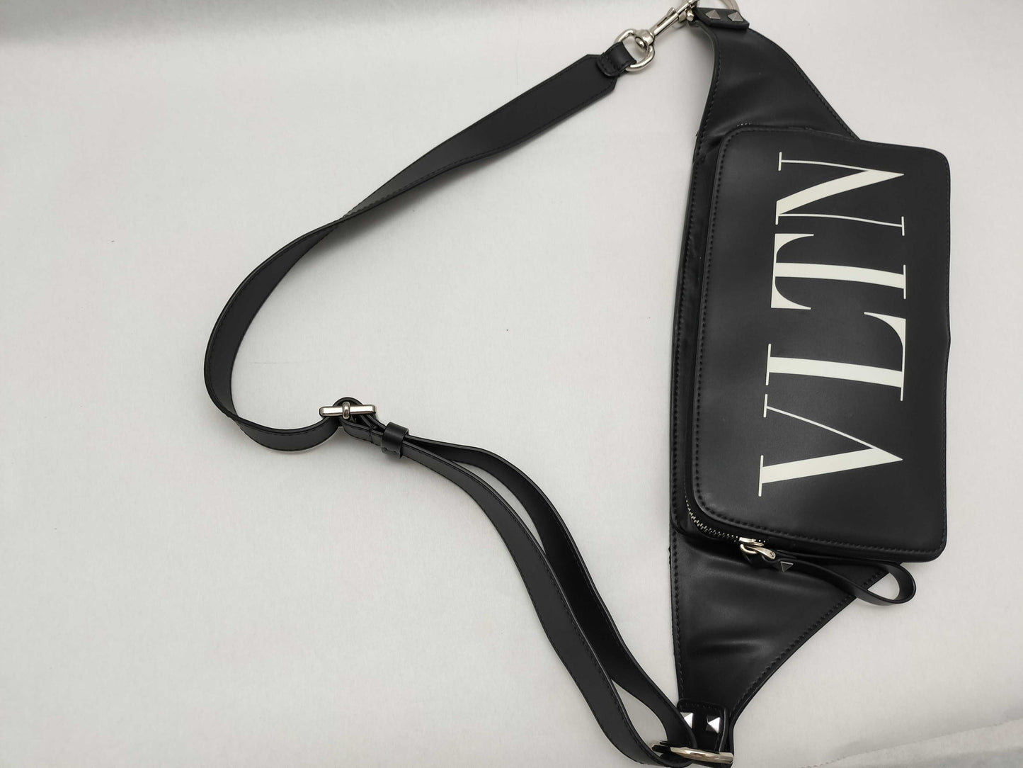 VALENTINO VALENTINO waist pouch waist bag