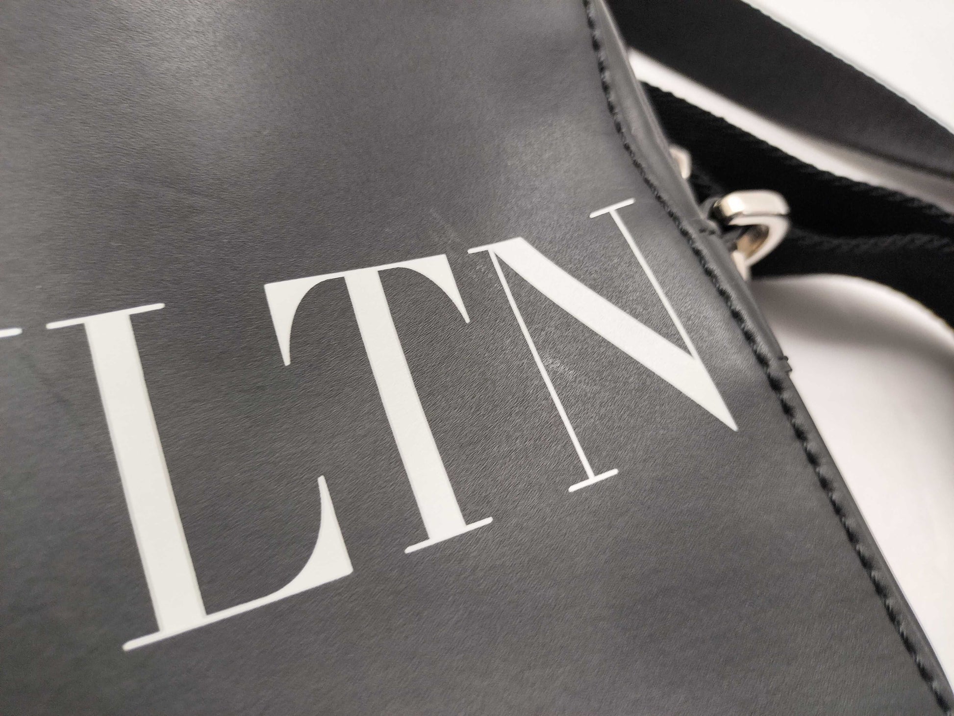 VALENTINO VALENTINO shoulder bag shoulder bag