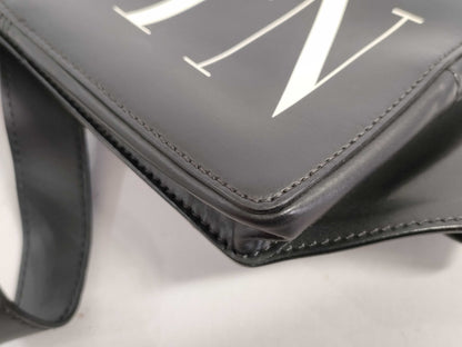 VALENTINO VALENTINO calfskin body bag waist bag