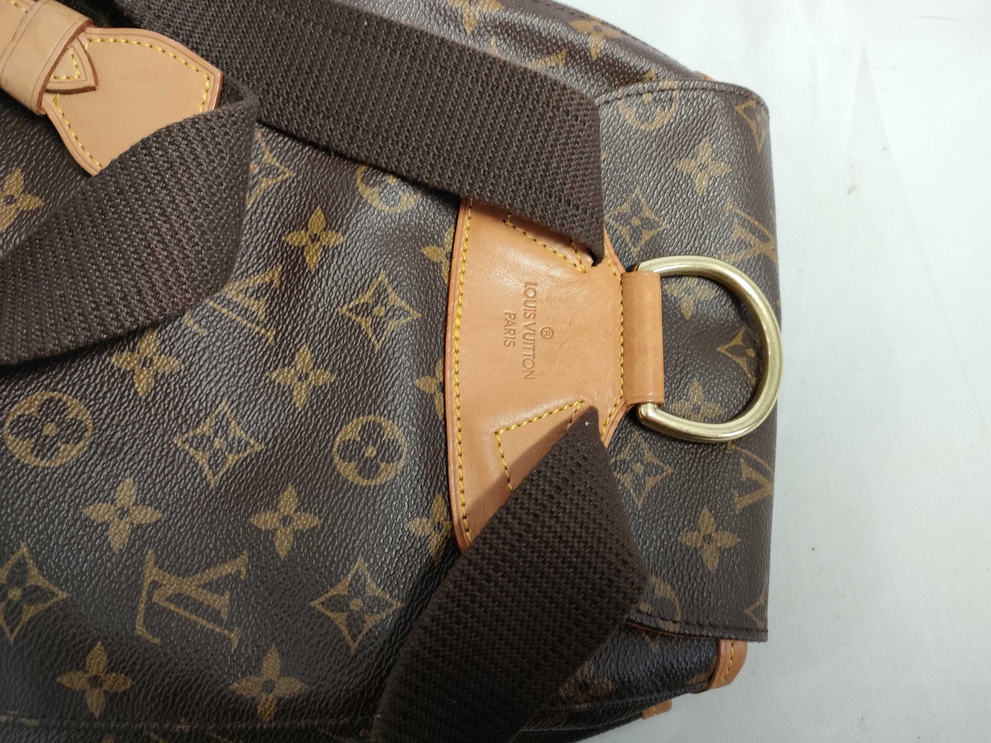 LOUIS VUITTON M51135 Monogram LOUIS VUITTON Monogram Montsouris GM M51135 Backpack