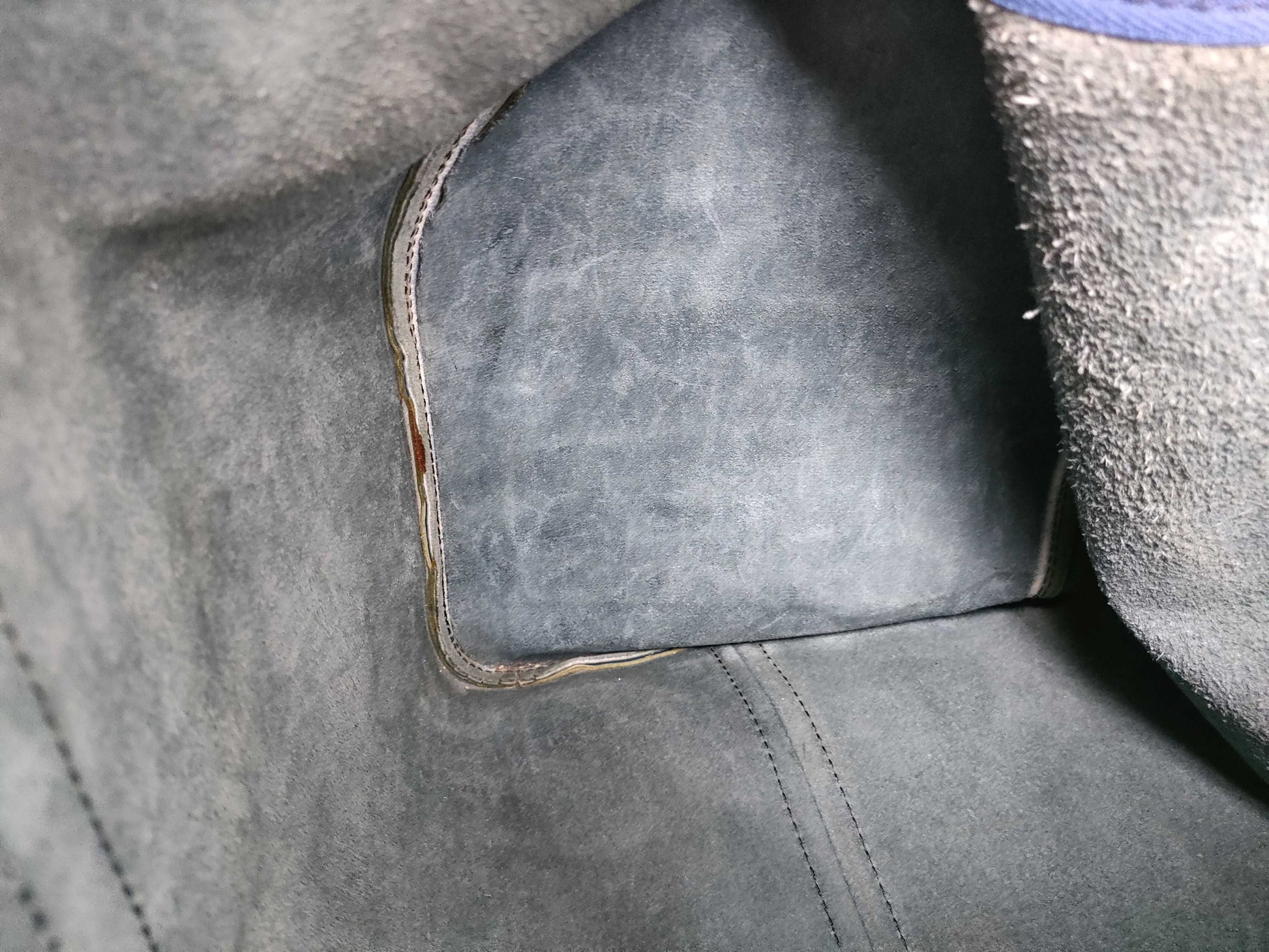 LOUIS VUITTON Epi Keepall 45 Boston Bag M42975