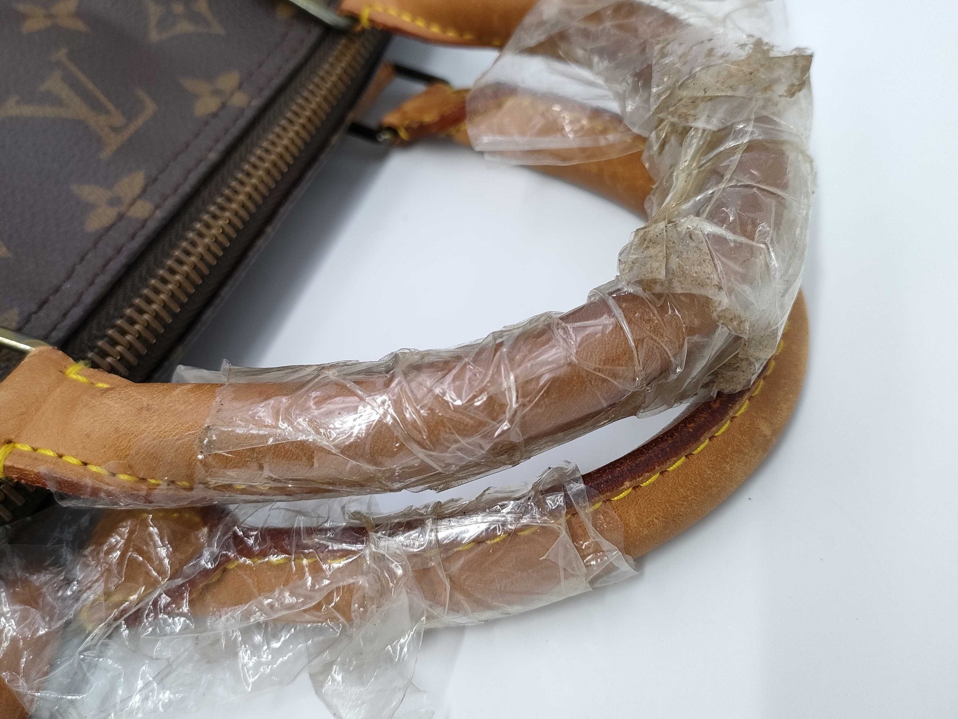 LOUIS VUITTON Monogram Keepall Boston Bag