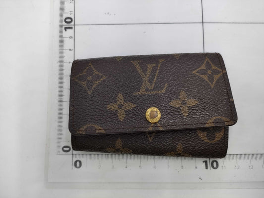 LOUIS VUITTON Monogram Multicle Key Case/Key Holder
