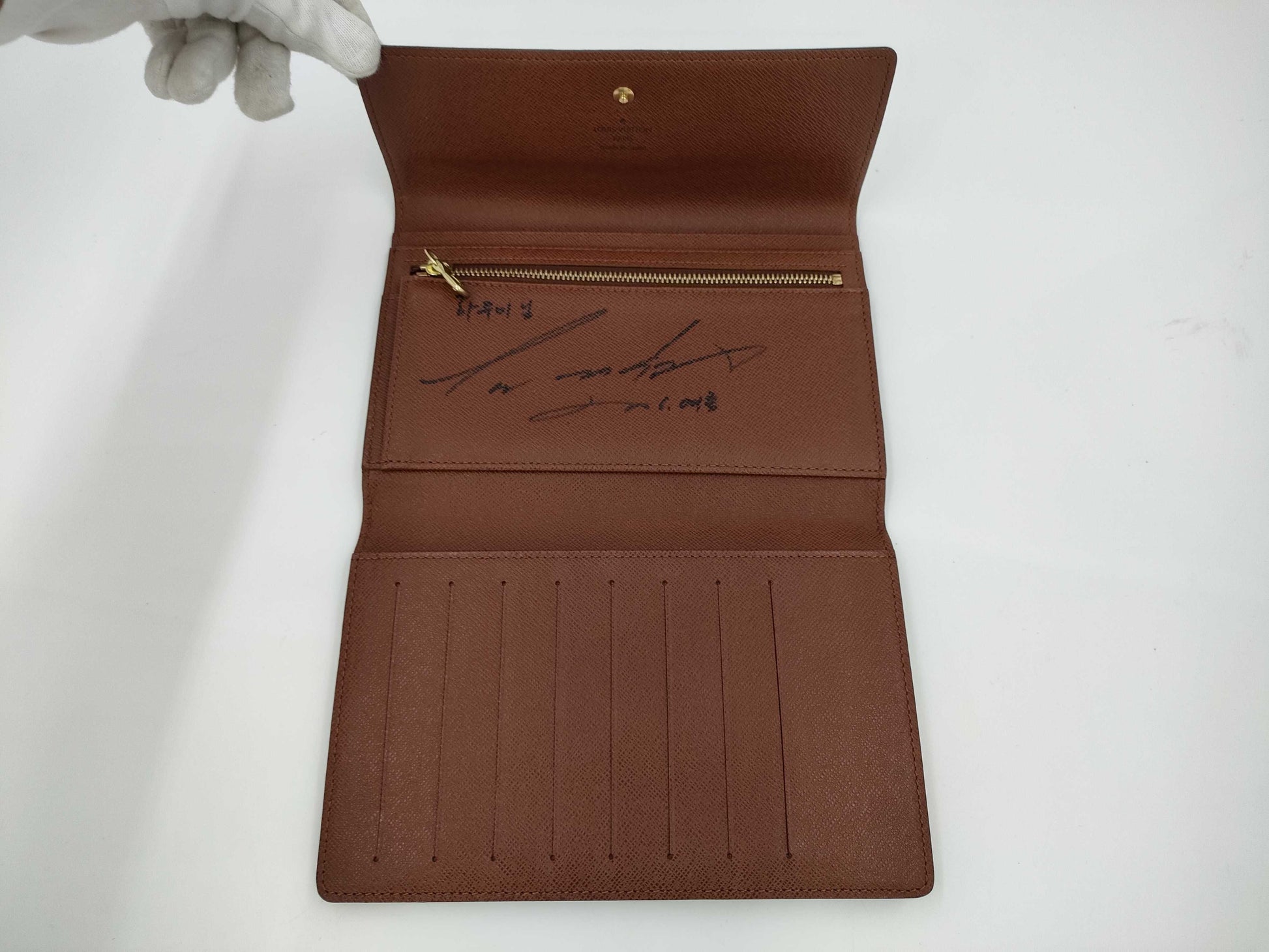 LOUIS VUITTON Monogram Trifold Wallet