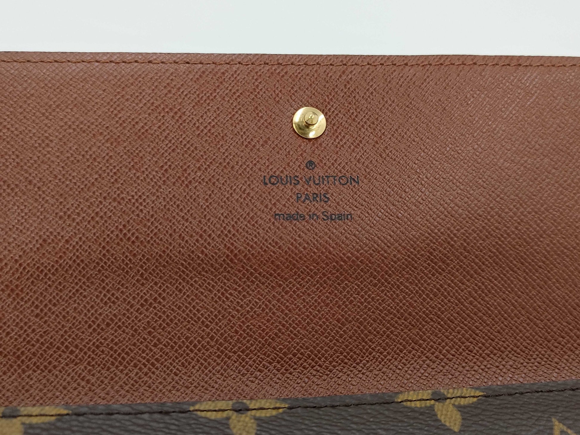 LOUIS VUITTON Monogram Trifold Wallet