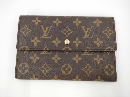 LOUIS VUITTON Monogram Trifold Wallet