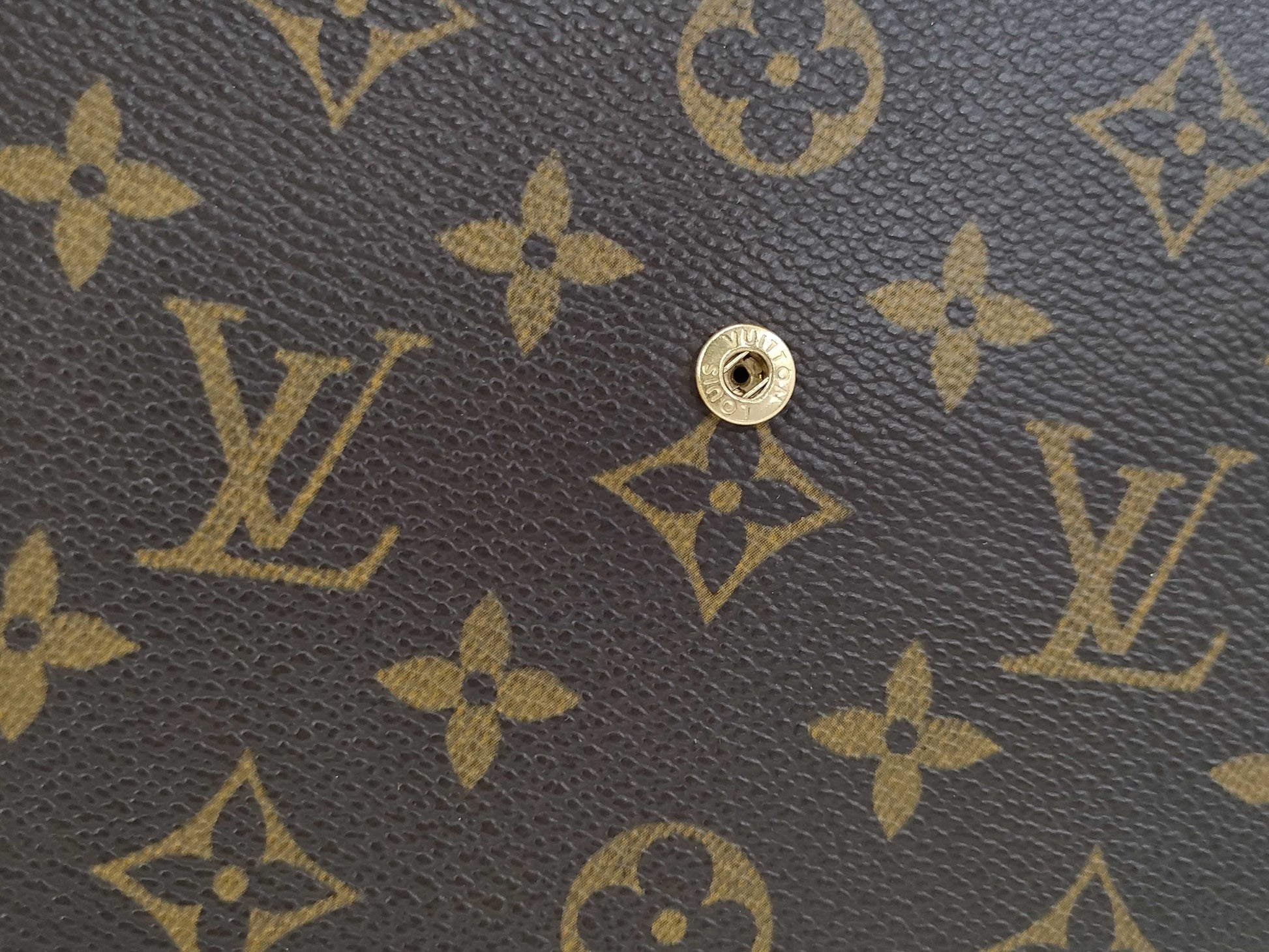 LOUIS VUITTON Monogram Trifold Wallet