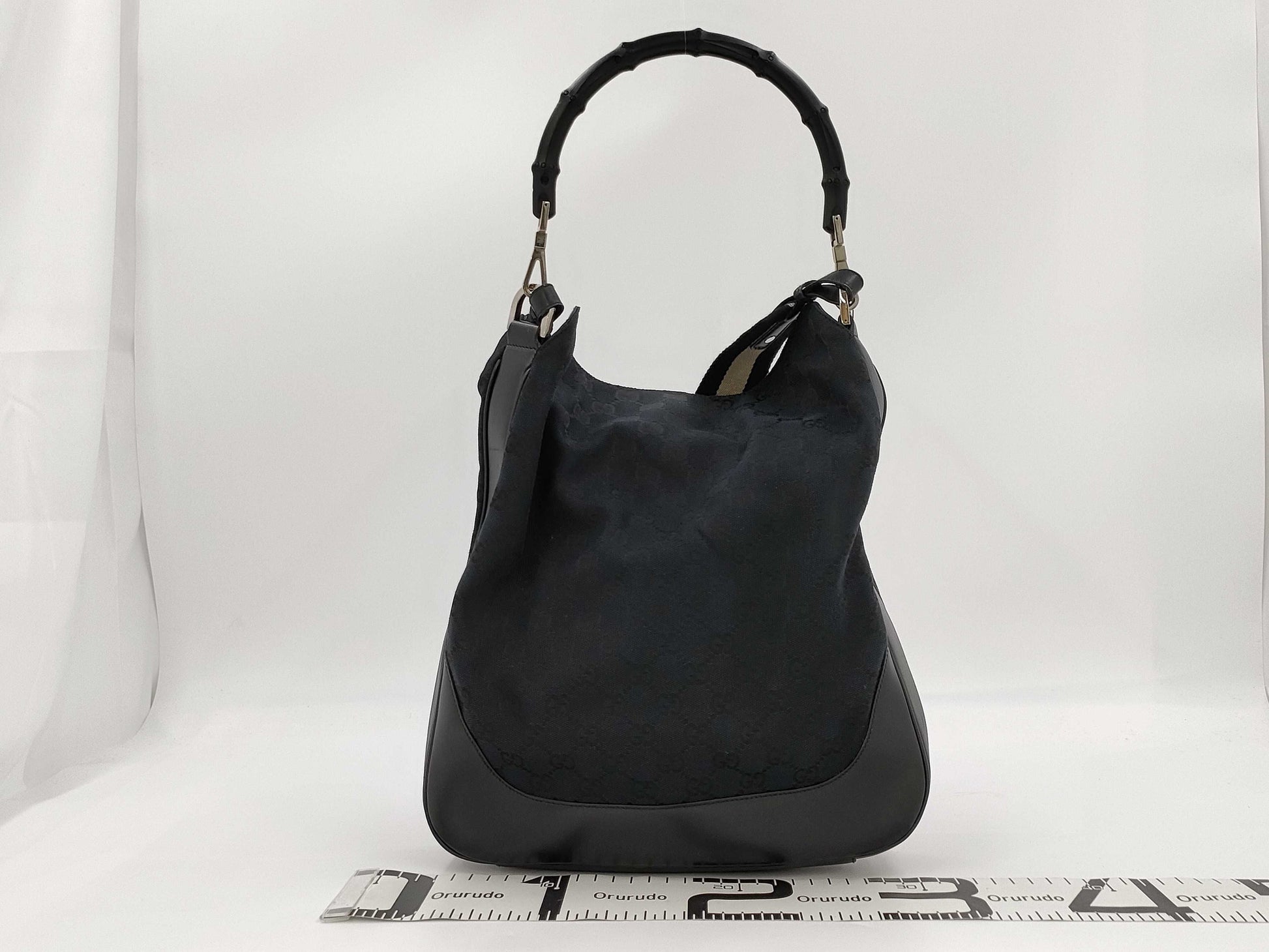 GUCCI GG Canvas Bamboo Black Shelly Shoulder Bag
