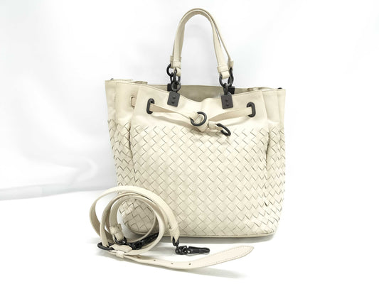BOTTEGA VENETA Intrecciato Handbag