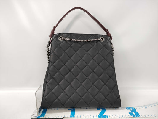 CHANEL Caviar Skin Shoulder Bag
