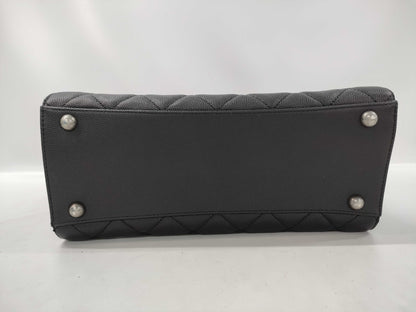 CHANEL Caviar Skin Shoulder Bag