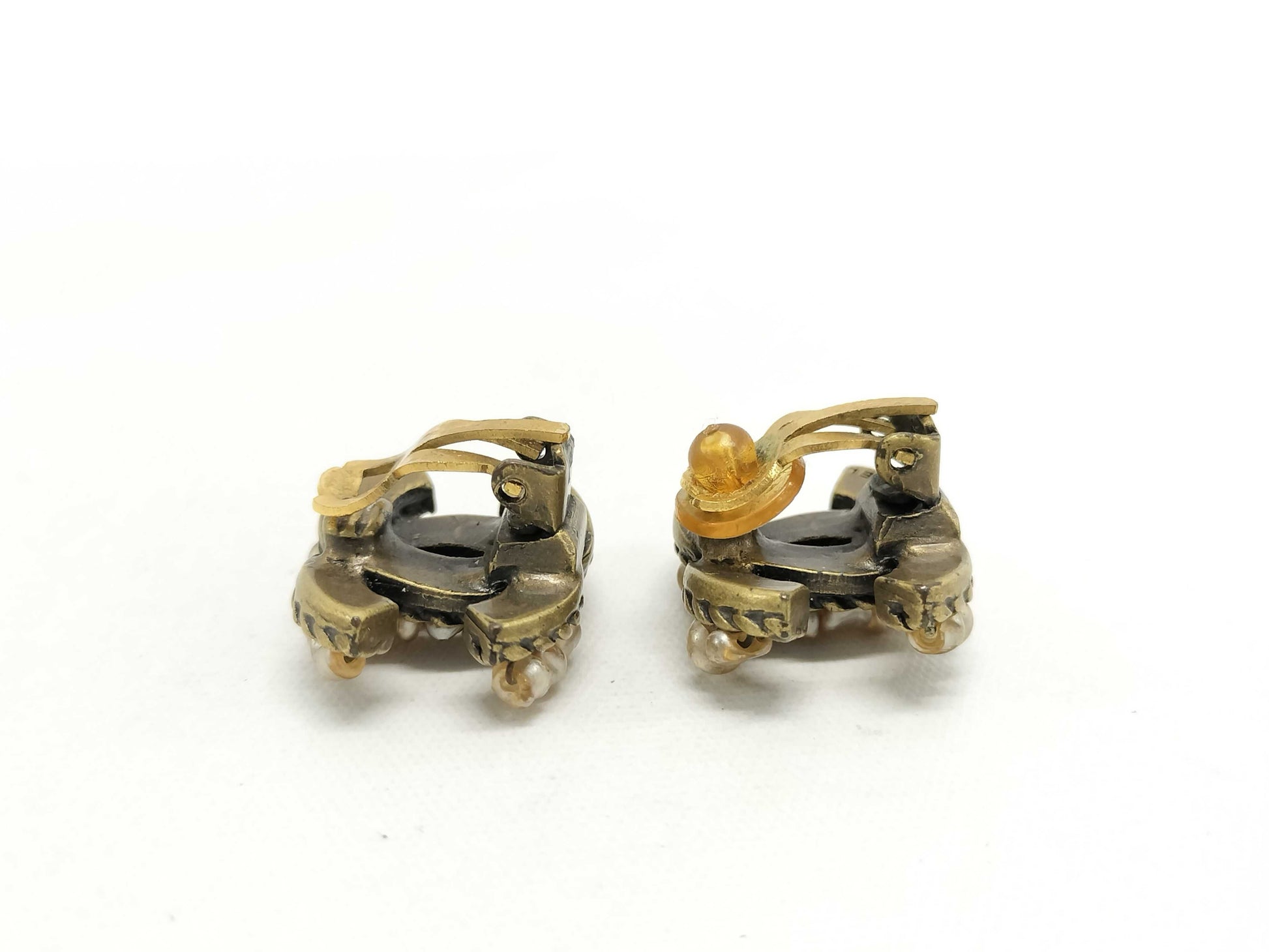 CHANEL Pearl Coco Mark Earrings