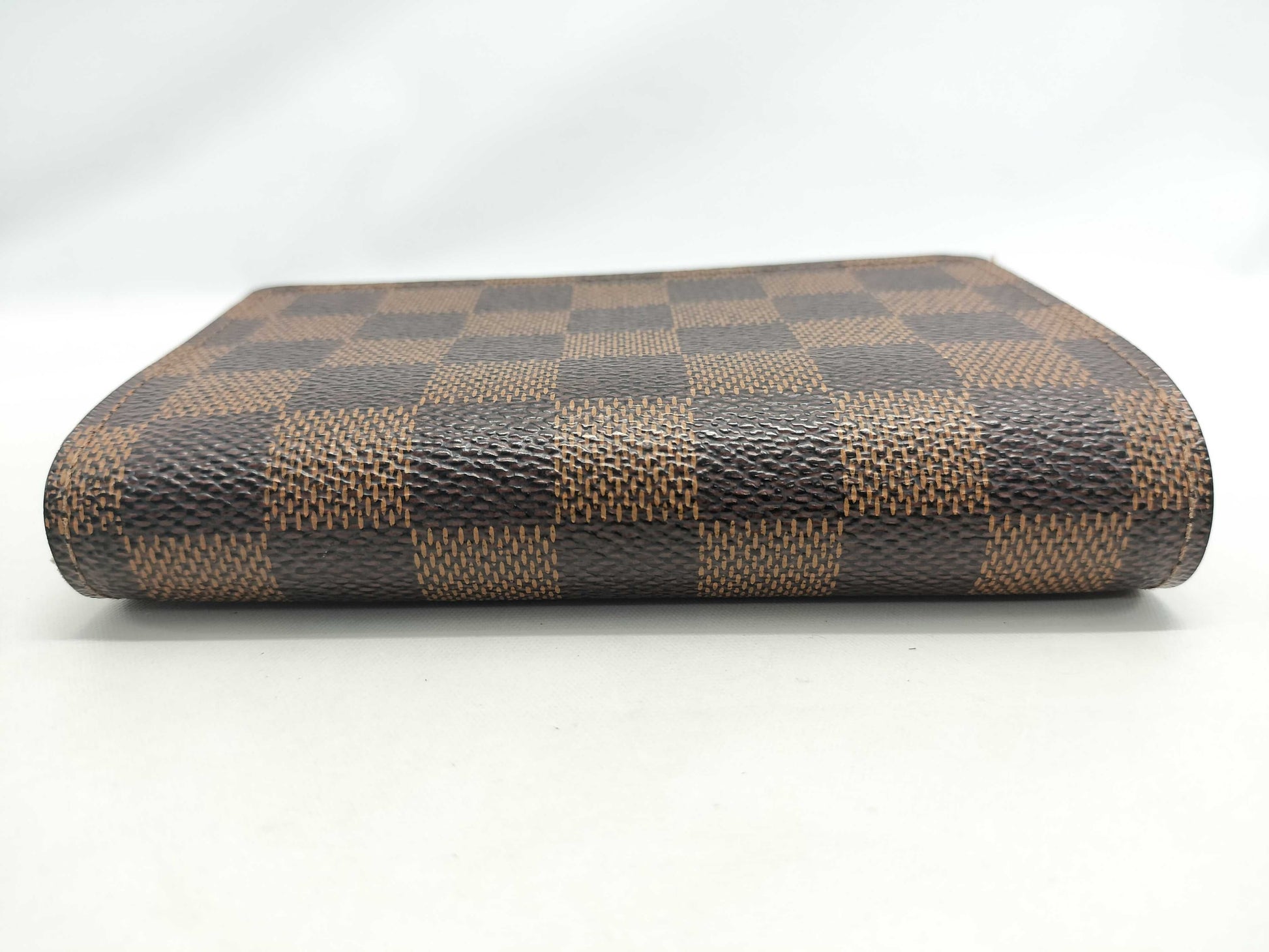 LOUIS VUITTON Damier Wallet