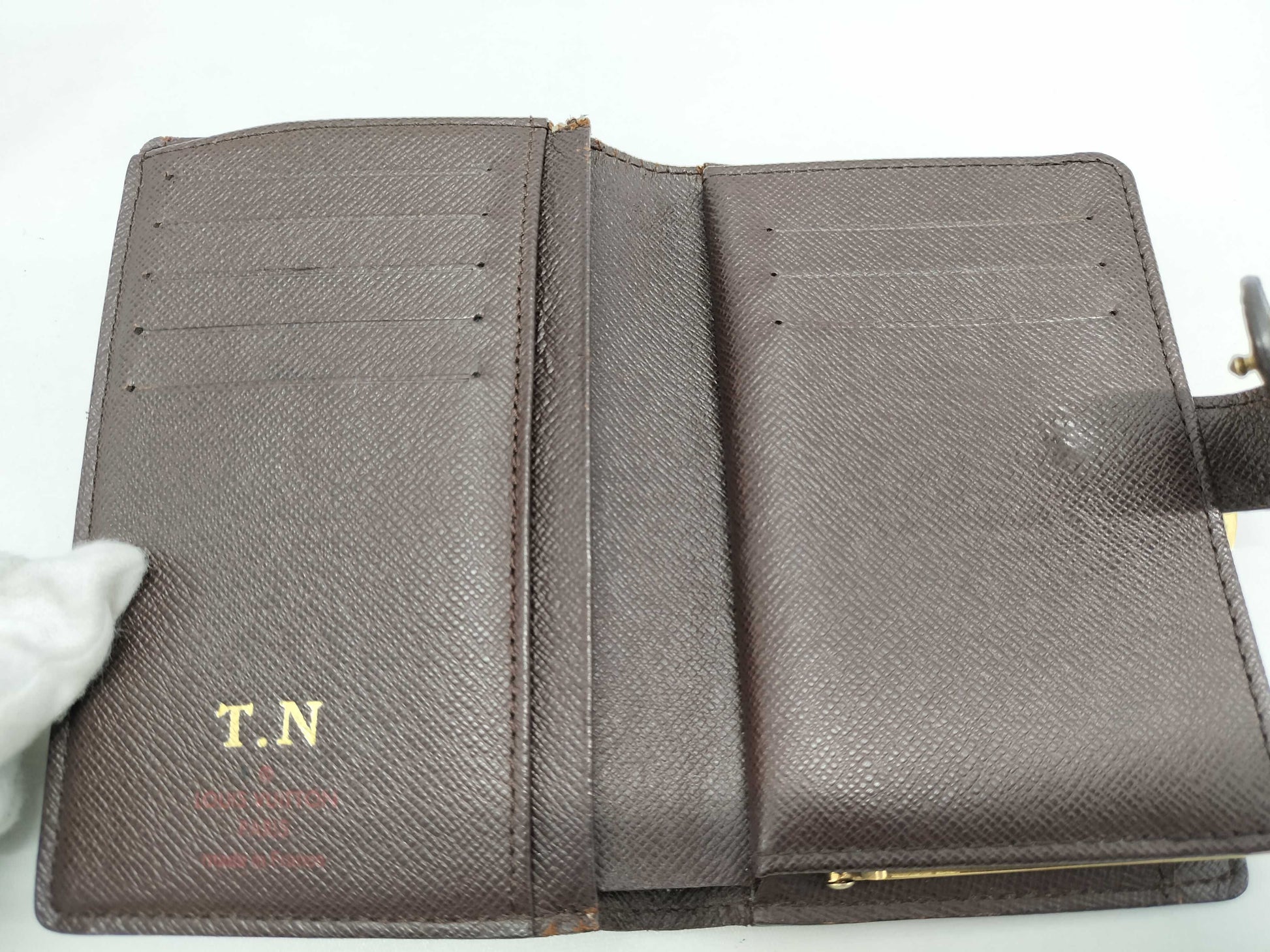 LOUIS VUITTON Damier Wallet