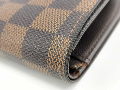 LOUIS VUITTON Damier Wallet
