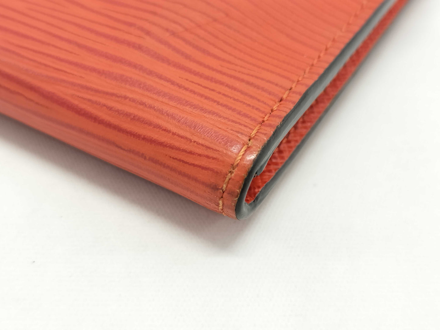 LOUIS VUITTON Epi Wallet
