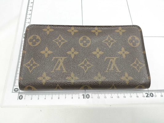 LOUIS VUITTON Monogram Wallet