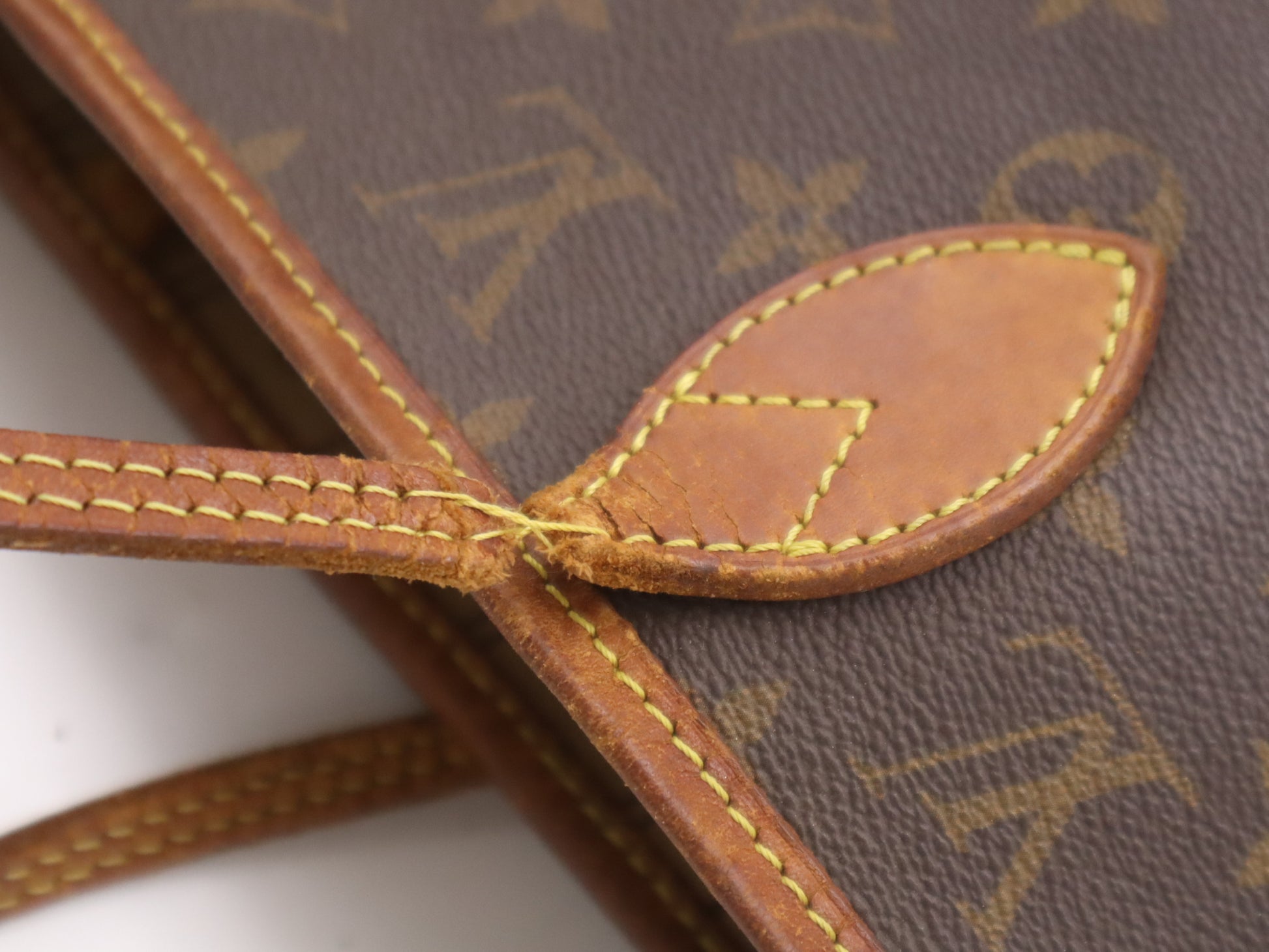 LOUIS VUITTON M40156 Monogram Neverfull MM Old-Style Tote Bag