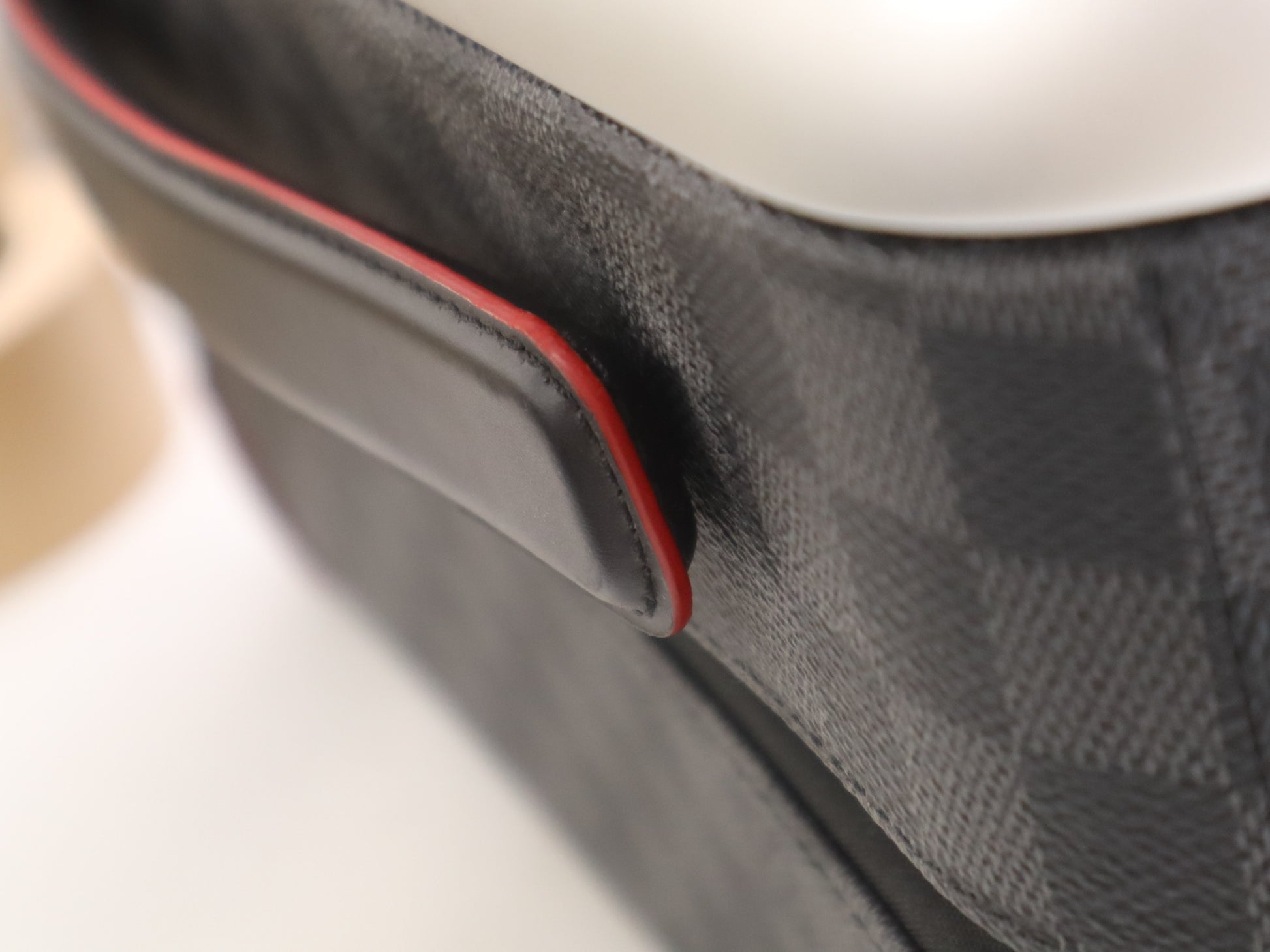 LOUIS VUITTON N20002 Graphite Horizon 55 LV Alps Collection Carry Bag