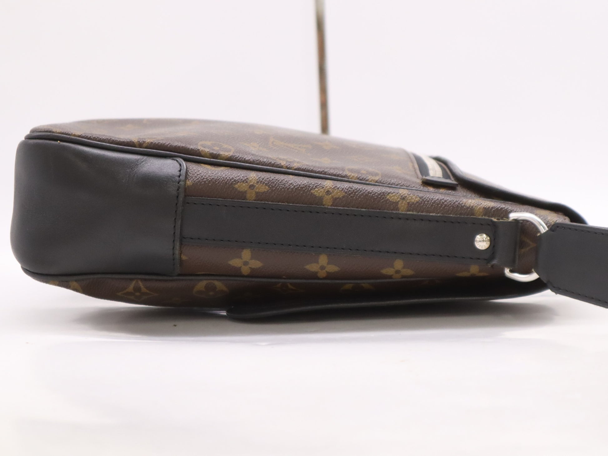 LOUIS VUITTON M40386 Monogram Bus GM Shoulder Bag