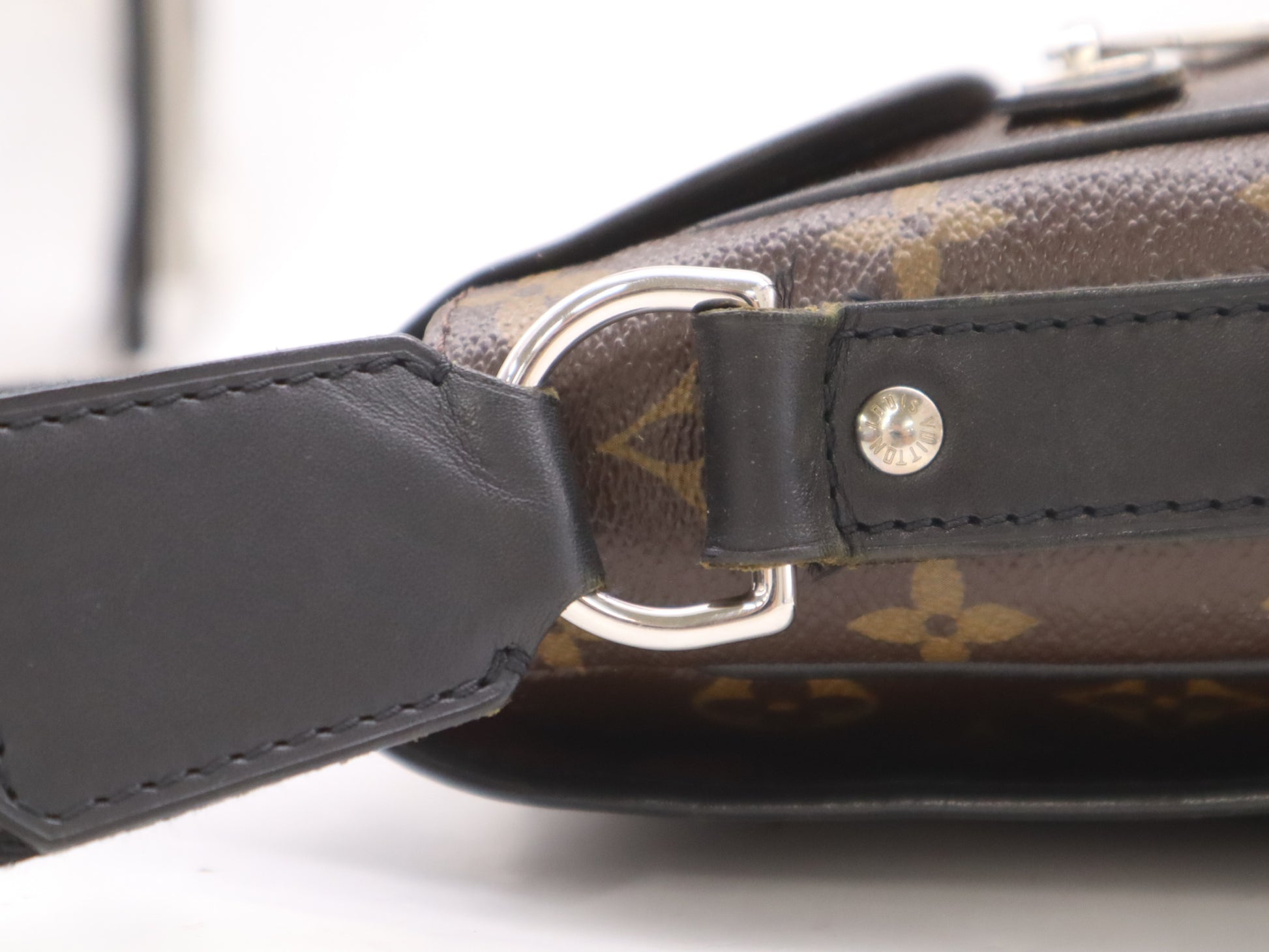 LOUIS VUITTON M40386 Monogram Bus GM Shoulder Bag