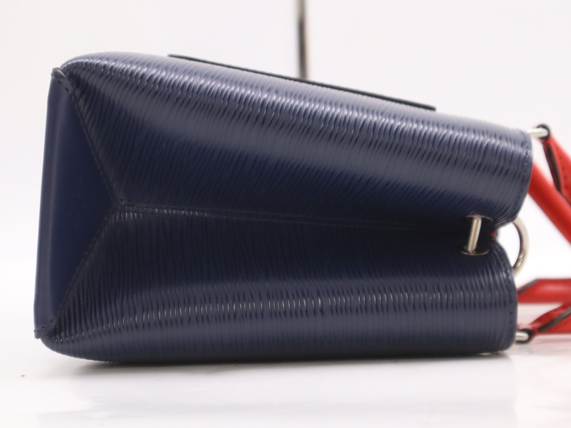 LOUIS VUITTON M53512 Epic Level PM Indigo Coquelicot Handbag with Shoulder Strap, Name Tag, and Dust Bag, RFID Verified