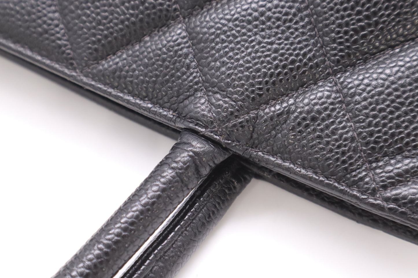 CHANEL Caviar Leather Reissue Tote Bag with Silver Hardware and Black Seal 7979352