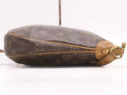 LOUIS VUITTON M56390 Monogram Odeon PM Shoulder Bag