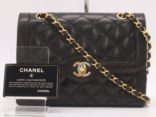 CHANEL Lambskin Matelasse 22 Double Flap Double Chain Turnlock Paris Limited Edition Black Seal Card 3400036 Shoulder Bag