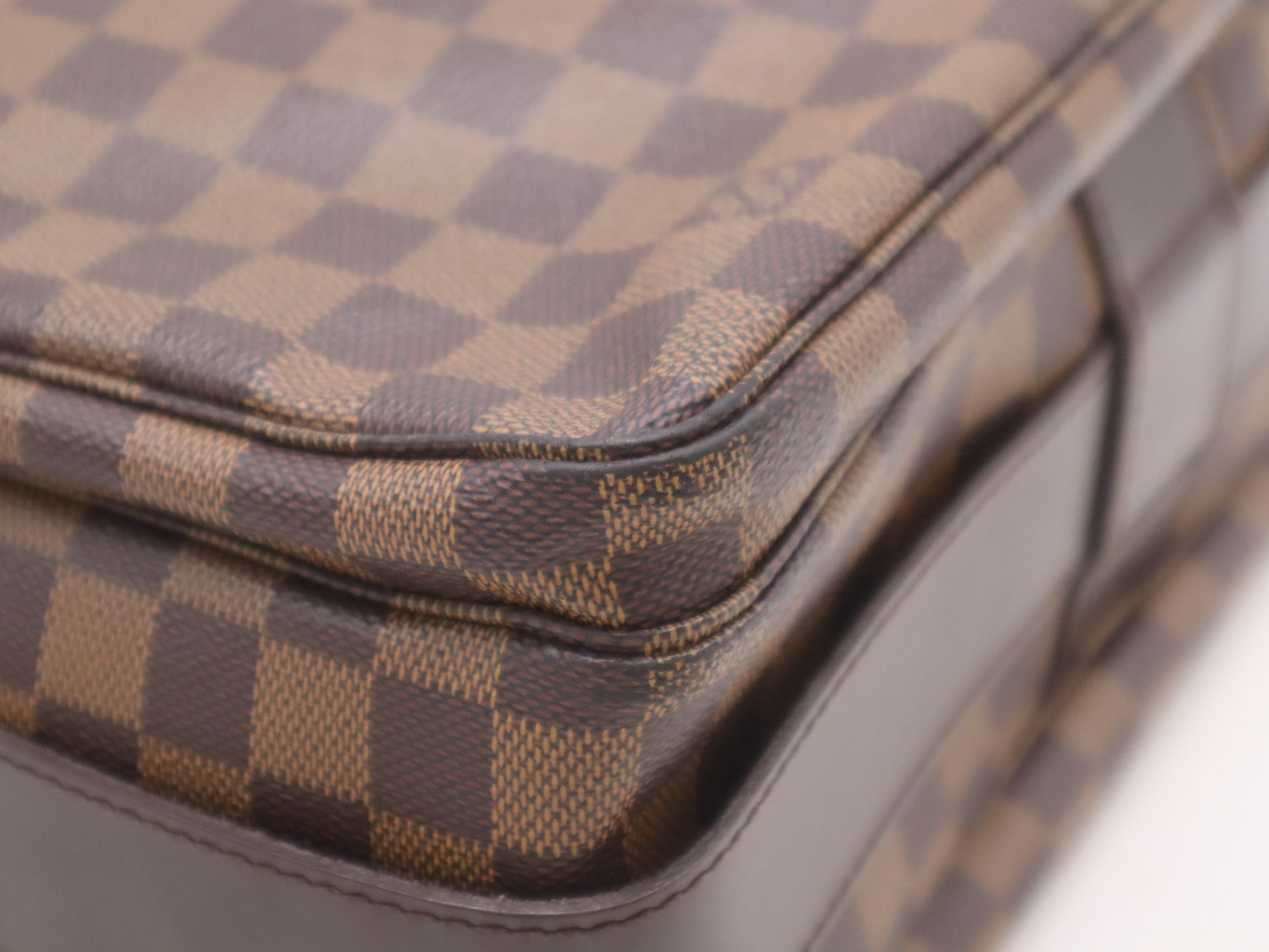 LOUIS VUITTON N45255 Damier Naviglio Shoulder Bag