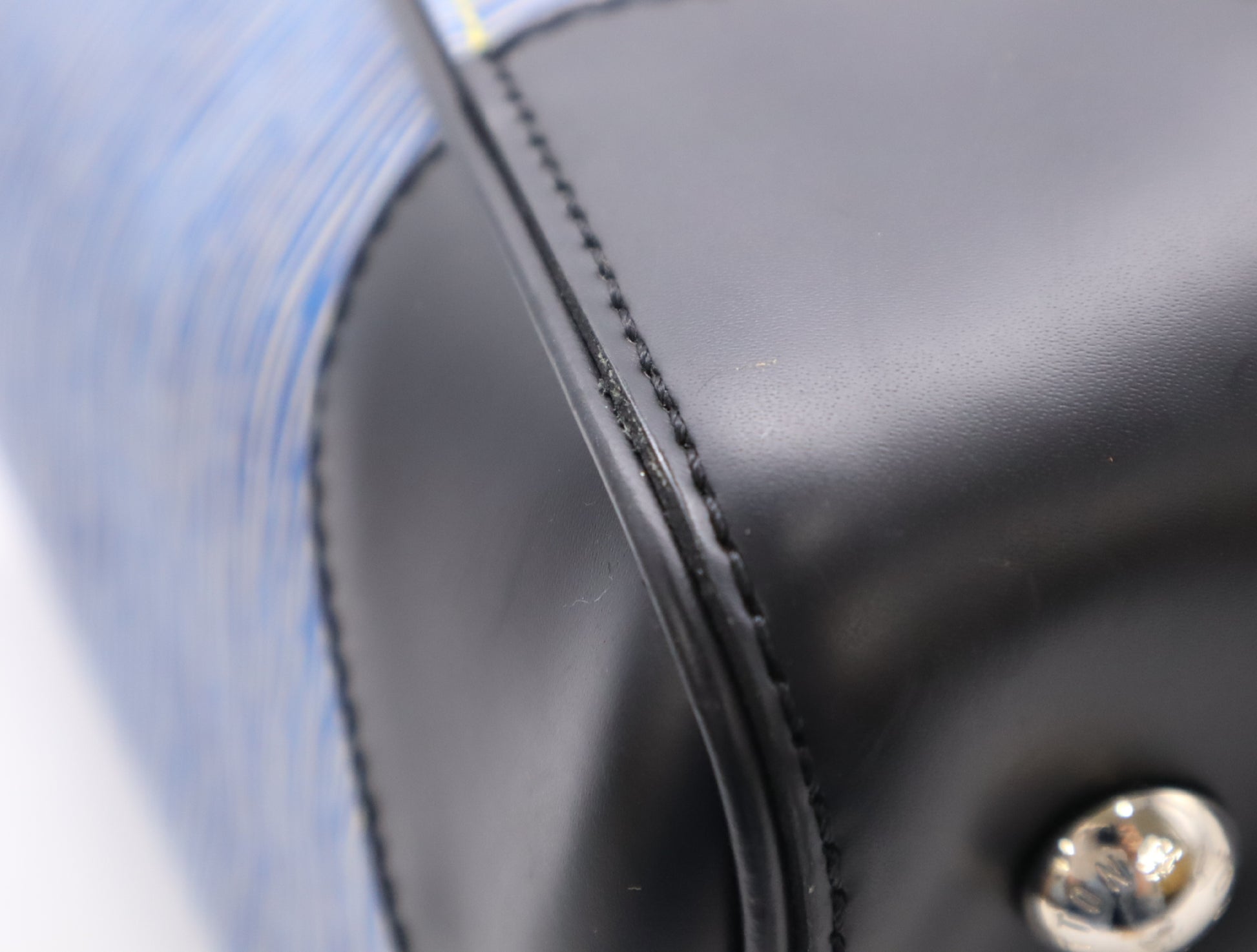LOUIS VUITTON M56025 Epi Denim Phoenix MM Blue Tote Bag