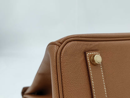 HERMES Birkin 35 Handbag, □H Stamp, 2005, Gold Hardware, Brown, Cloche, Cadena, and 2 Keys