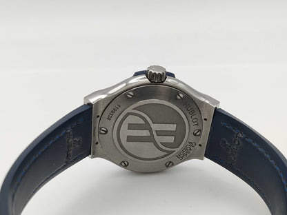 HUBLOT Classic Fusion 581.NX.7170.LR 1199338 Quartz Blue Dial Boys' Watch