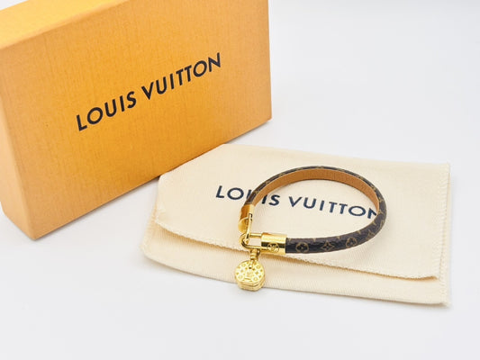 LOUIS VUITTON M6442E LV Tribute Bracelet 19 Bracelet/Bangle