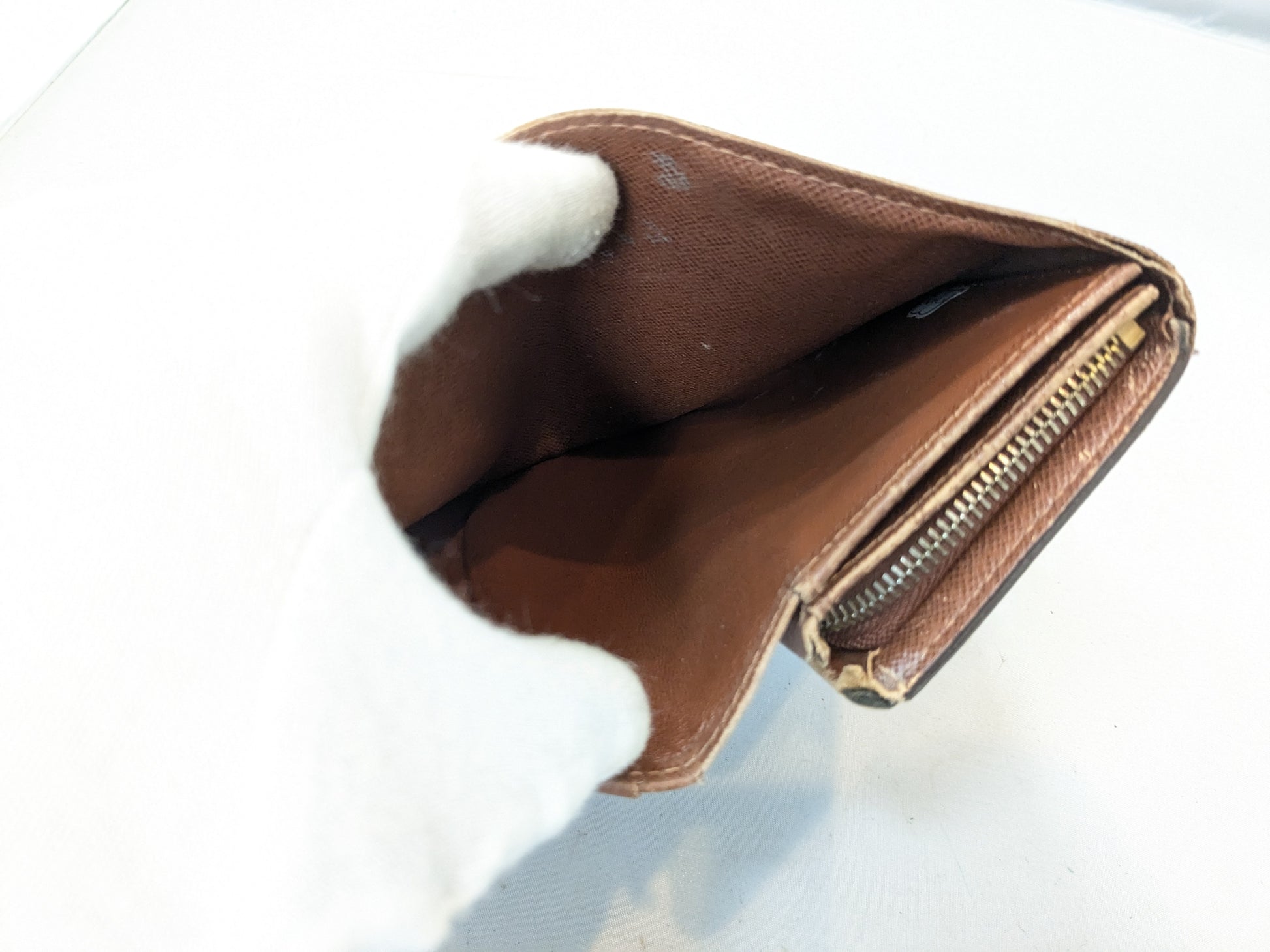 LOUIS VUITTON LV Monogram Tresor Wallet