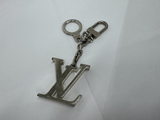 LOUIS VUITTON M65071 Porte Clés Initial LV Keychain Key Case/Key Holder