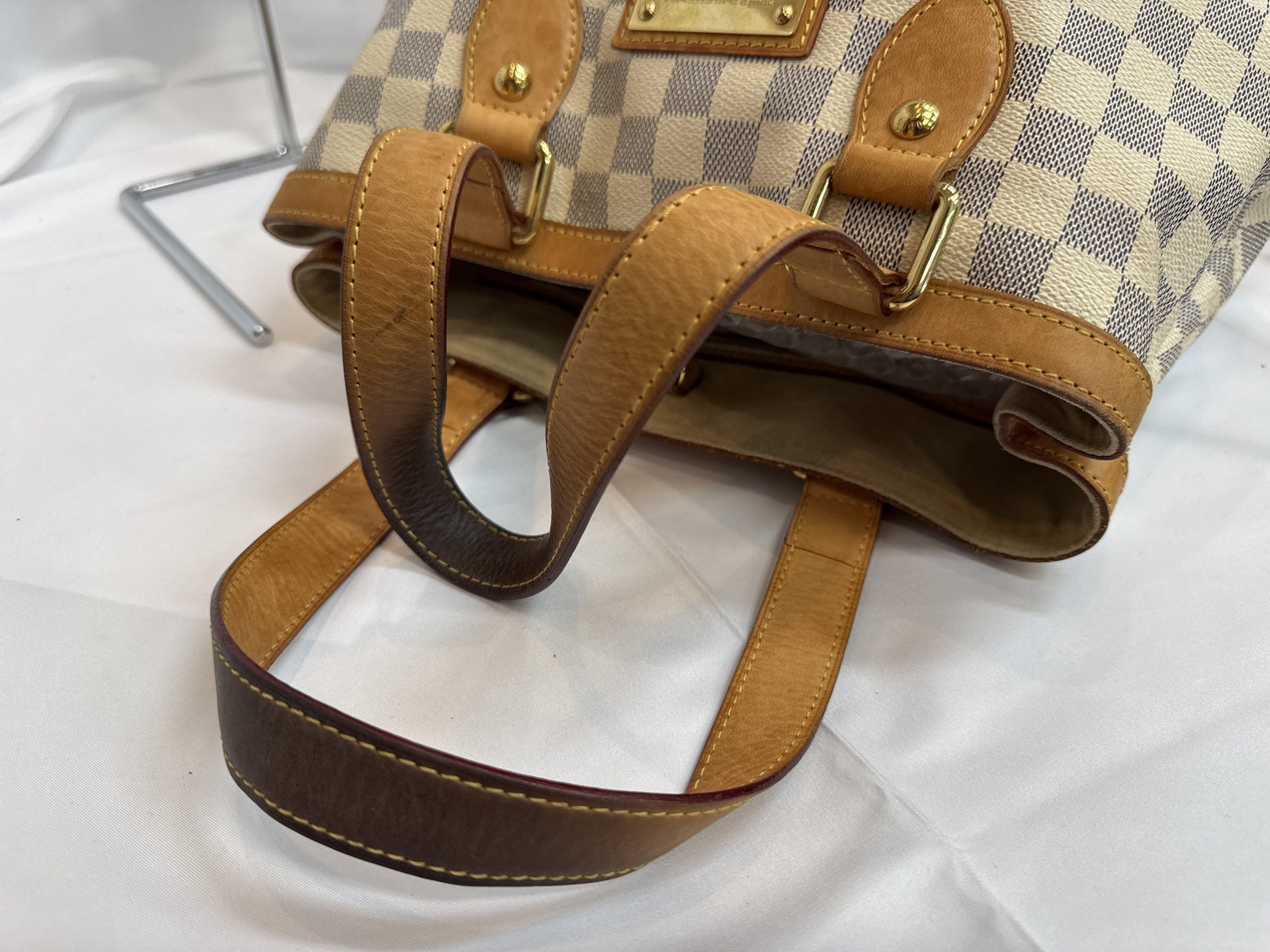LOUIS VUITTON Hampstead MM Damier Azur Handbag