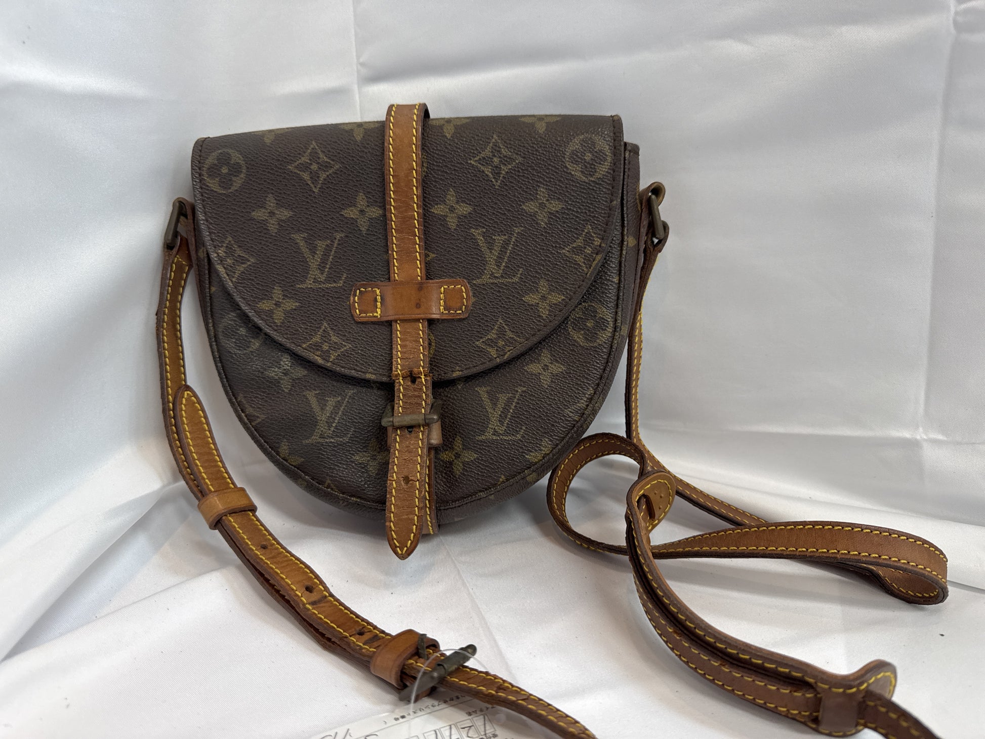 LOUIS VUITTON Monogram Chantilly PM Shoulder Bag