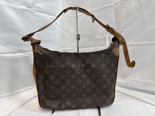 LOUIS VUITTON Monogram Boulogne 30 Shoulder Bag