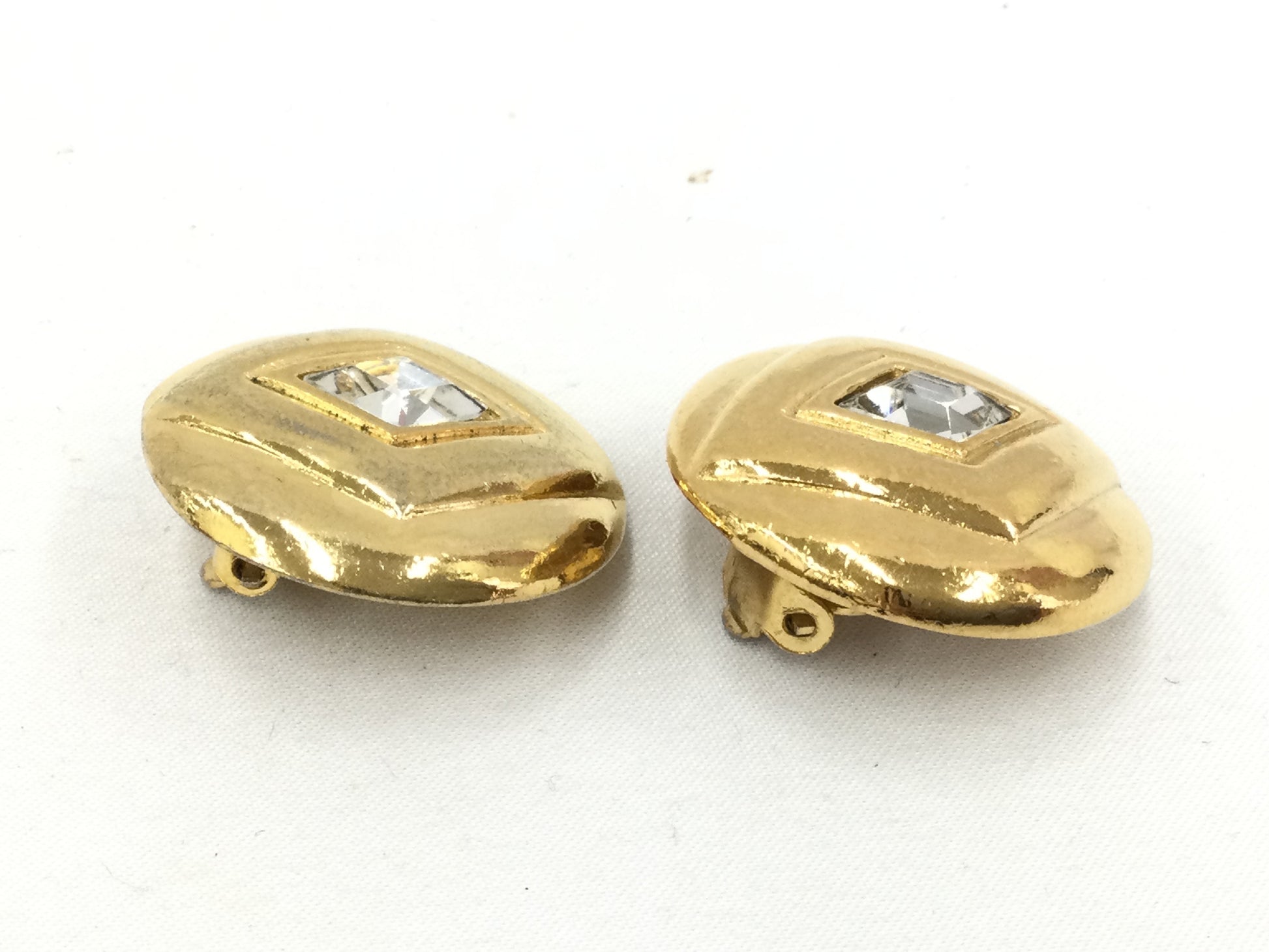 CHANEL Rhinestone Gold Earrings