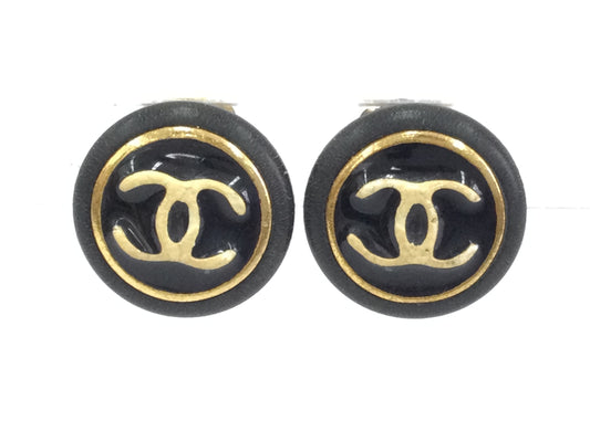 CHANEL Coco Mark Round Earrings 96A Enamel x Wood Black x Gold Earrings