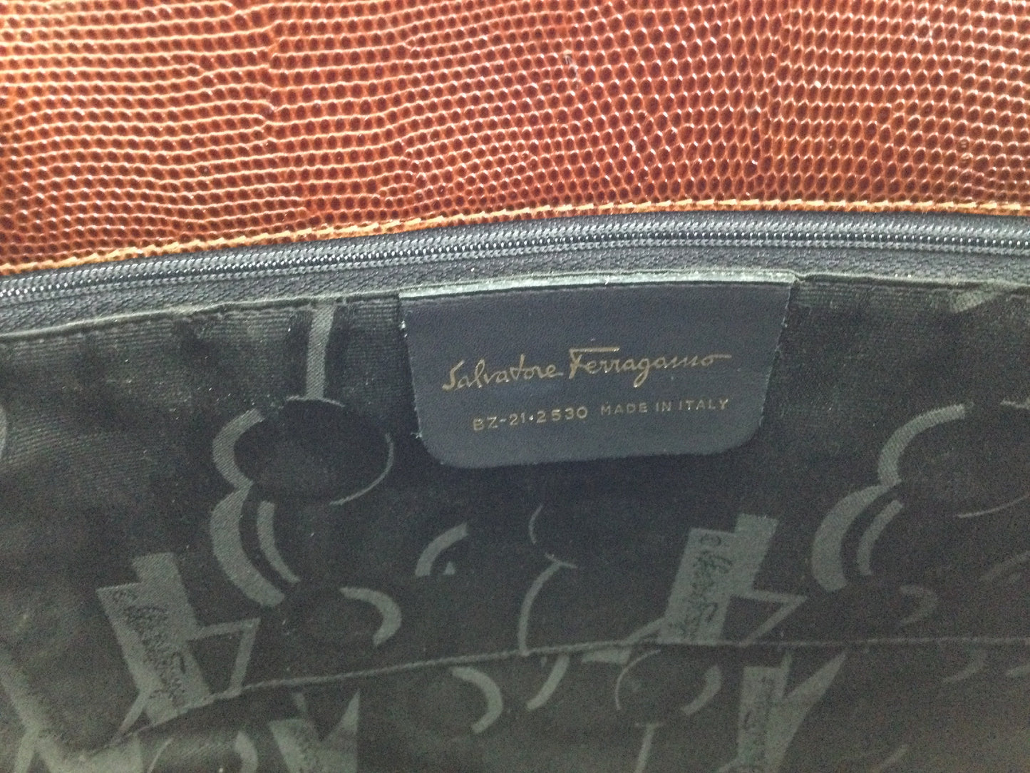 Salvatore Ferragamo Ferragamo Vara Tote Bag Tote Bag