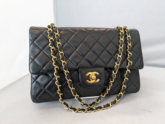 CHANEL Lamb Matelasse 25 1771268 Seal Guarantee Shoulder Bag