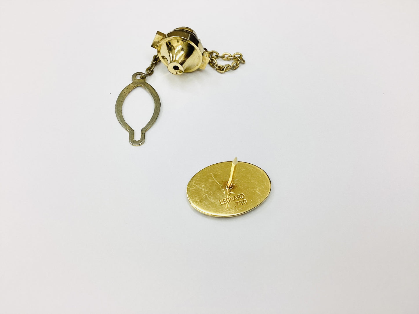 LEONARD 750 2.6g Brooch 