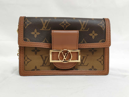 LOUIS VUITTON M 68746 Monogram LOUIS VUITTON Portefeuille Dauphine M68746 Shoulder Bag