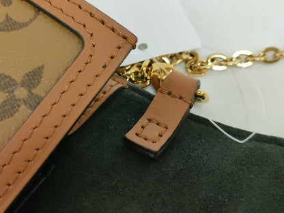 LOUIS VUITTON M 68746 Monogram LOUIS VUITTON Portefeuille Dauphine M68746 Shoulder Bag